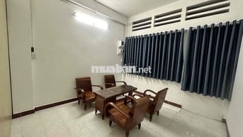 Mình cho thuê Căn hộ Chung cư 2 phòng ngủ, lầu 1, chung cư Miếu Nổi,