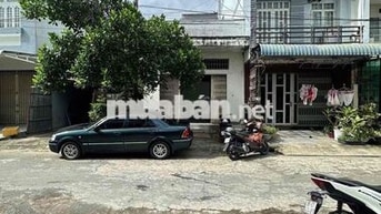 MẶT TIỀN PHAN HUY CHÚ P TÂN AN GẦN ĐẠI HỌC Y DƯỢC