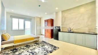 Căn hộ FULL nội thất ngay tại khu ẩm thực Phan Xích Long