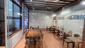 MẶT TIỀN NGUYỄN XÍ, SÀN TRỐNG SUỐT 7x18m. MỚI ĐẸP 30Tr