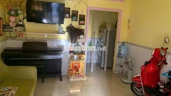 NHÀ KDC HIỆN HỮU NGANG 4M_CÓ SÂN RỘNG_KHU VỰC QUẬN 8_GIÁ  3 TỶ NHỈNH