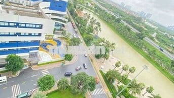 Bán căn 2PN full nội thất cao cấp, Đông Nam,Sổ sẵn Vinhomes Gia Lâm