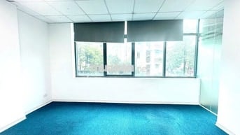 Văn phòng Trung Kính 160m² – 30 triệu/tháng