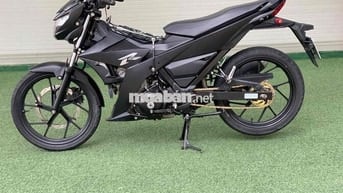 Suzuki rai der 2019 Zin đep .