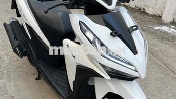 Vario 125 2021 trắng Ngọc trai.