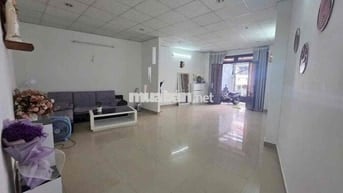 Nhà(5x14m) Lê Trọng Tấn 1Lầu 2PN 2VS Nội Thất Hẻm Tải