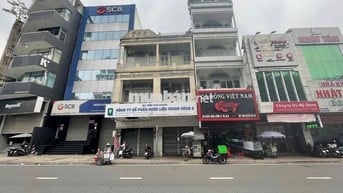 Cho thuê nhà mặt tiền lớn Châu Văn Liêm, Q5 – 3 lầu, nở hậu, giá tốt