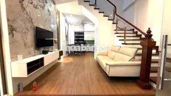 Nhà đẹp Trần Phú 47m² – 4 tầng – 4 ngủ -ô tô đỗ cửa– Giá 10 tỷ