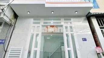 Nhà giá rẻ ngay đầu hẻm 98 Phạm Ngũ Lão