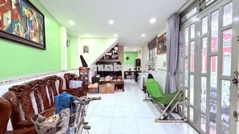 SIÊU PHẨM 2 TẦNG MẶT TIỀN KHỦNG 18M HXH NGAY CHỢ CẦU - TÔ KÝ - ĐHT-Q12