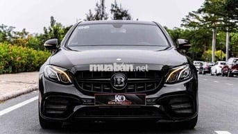 E200 2020 up full E63 màu đen nội thất nâu giá tôt