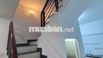 Nhà 1 tret . 1 lững . 2PN . 2VS