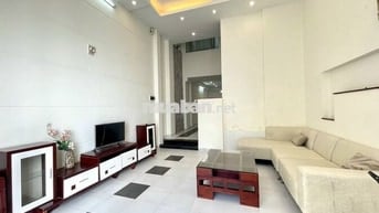 CHO THUÊ NHÀ SÂN VƯỜN KHU VỰC SƠN TRÀ, GẦN BIỂN PHẠM VĂN ĐỒNG