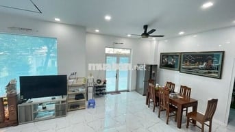 CẦN BÁN CĂN GÓC MẶT TIỀN KINH DOANH LOVERA PARK