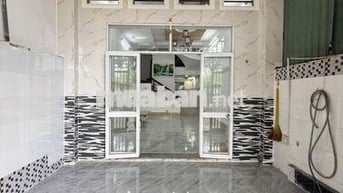 Cho thuê nhà đường số 30 khu dân cư công ty 8