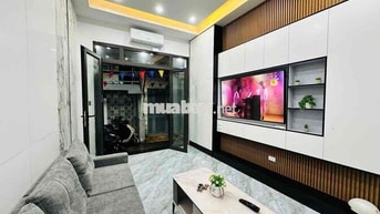 Nhà đẹp phố Bạch Mai , Hai Bà Trưng- nhà đẹp full nội thất, nở hậu