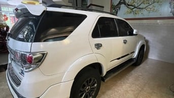 Bán Xe Toyota fortuner TRD năm 2015 một đời chủ mua mới ODO 150.000 km