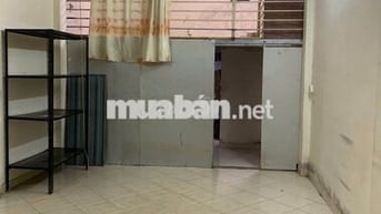 Nhà trong ngõ 40m2, 1 khách, 1 bếp, 1 vệ sinh, 1 gác xép 10m2,