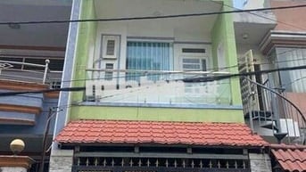 🏠Cho thuê nhà 9tr/ tháng.  DT: 4,2m x 18m 1 Trệt 2 Lầu (4PN 3WC) 1/ Đư