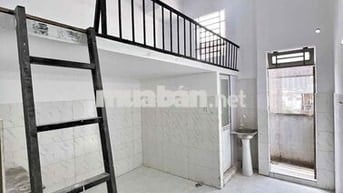 Phòng sẵn máy lạnh gần ĐH Công Thương