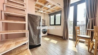 NGAY PHỐ ẨM THỰC PHAN XÍCH LONG,CĂN HỘ GÁC LỬNG BALCONY FULL TIỆN NGHI