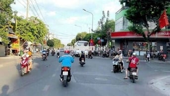BÁN NHÀ CẤP 4 MẶT TIỀN ĐƯỜNG LÝ THƯỜNG KIỆT DĨ AN NGANG 10M DT 260M
