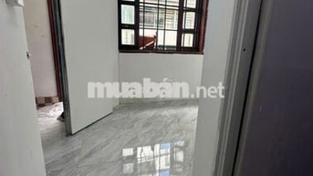 CÒN TRỐNG 1 PHÒNG *** NỘI THẤT CƠ BẢN Ở TRUNG TÂM QUẬN 10