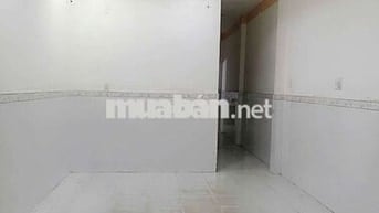 Nhà 2 phòng ngủ.hẻm to.nhà đã trống