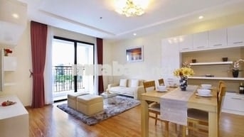 Bán căn hộ Vinhomes Central park 3 phòng ngủ tặng nội thất 13 tỷ đồng