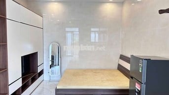 CHO THUÊ CHUNG CƯ LẦU 2 THANG BỘ SỐ 210 ĐỀ THÁM QUẬN 1 CÓ 1 PHÒNG 30M2