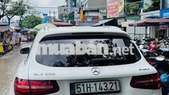 Mercedes Benz GLC 2019 300 4Matic - 67999 km