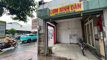 Nhà 2 mặt tiền đường lớn 30m trước bán quán ăn nay cần cho thuê lại