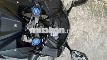 xe em cần bán ạ