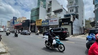 Tòa nhà MT Lạc Long Quân, Tân Bình. DT 8.05x20m. HĐT ~ 145 triệu