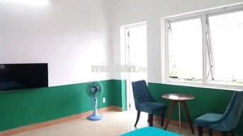 Còn 1 Căn hộ ban công 45m2 đủ nội thất 8 Bà Huyện Thanh Quan gần biển