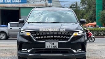 💙💙 Carnival 2023 Premium 2.2D 7S - 71000 km