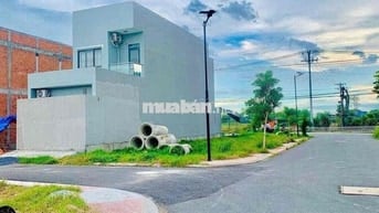 Cần bán đất thổ cư hẻm 8m 1tỷ2/nền.