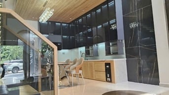 BÁN NHÀ TÂN CỔ ĐIỂN SAU LƯNG ĐƯỜNG 29/3,TRUNG TÂM HOÀ XUÂN,ĐÀ NẴNG