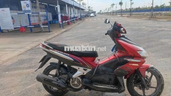 E k đi làm nữa . bán lại cho ae nào cần.Air Blade
