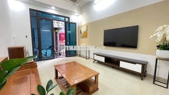 Bán nhà riêng Huyền Kỳ, Hà Đông, Sát phố, ô tô đỗ cổng, ở ngay.