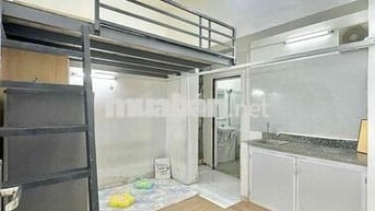 - Máy lạnh, Kệ bếp, Tủ quần áo, Tủ lạnh - Cửa sổ hành lang, Trệt, Dup