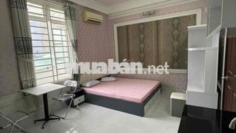 Căn hộ Full NT mới, đầy đủ ánh sáng, gần ĐH Tài Chính Maketing