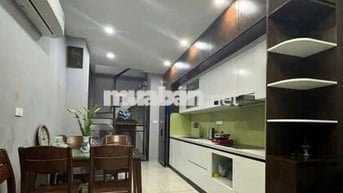 Bán nhà Phùng Chí Kiên 30m², 5 tầng mới, ô tô tránh đỗ cửa
