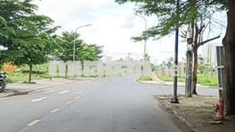 Chủ cần bán gấp căn nhà vị trí TTN , gần khu công viên thuận kiều