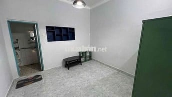 Cho thuê nhà 2PN hẻm Phạm Viết Chánh BThanh – 1 trệt 1 lầu, giá12tr