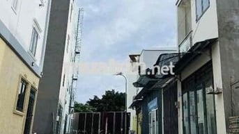 4.5 Tỷ Bán đất 60m2 - hẻm xe hơi Bình Tân, sát Tân hoà Đông