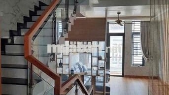 ⛔️NHÀ ĐẸP [4,5 x 16] 3 lầu 3PN,4WC,đường số 9 ,BHH ⛔️
