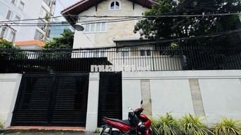 CHO THUÊ BIỆT THỰ 2 CAO THẮNG QUẬN 3, NGANG 13M GIÁ TỐT, PH VĂN PHÒNG
