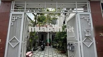 Cho thuê nhà hxh ba vân p14 tân bình. DT: 5m x 20m 1 lầu. 3p giá 17tr