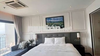Wyndham Danang Golden Bay Hotel